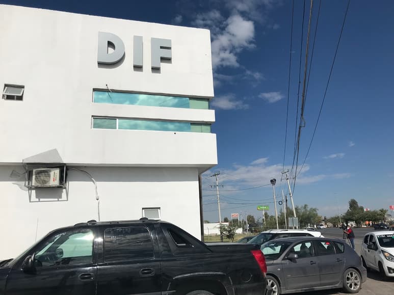 El DIF Municipal en coordinación con el DIF Estatal y Migración, ayudarán a la menor y al cuerpo de su hijo, a regresar a casa. (GUADALUPE MIRANDA)