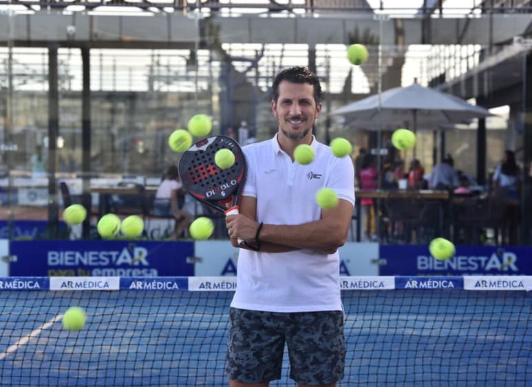 Toño de la Fuente califica el Pádel como una muy sana adicción. (ÉRICK SOTOMAYOR)
