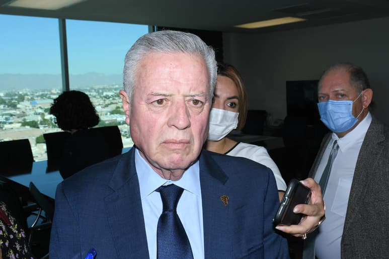 El alcalde de Torreón, Jorge Zermeño, afirmó que espera un “piso parejo” en el proceso electoral interno que ha iniciado ya el Partido Acción Nacional (PAN) en Coahuila, señaló que espera que existan las condiciones necesarias para que se viva una democracia efectiva y de esa forma se renueve la dirigencia estatal, tal y como lo marcan los estatutos.