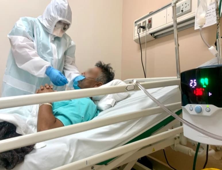 La vacunación contra el COVID-19 disminuye los casos graves de la enfermedad y también los fallecimientos y hospitalizaciones. (ARCHIVO)