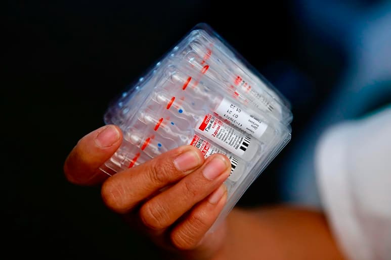 Para 2022, el presupuesto para la compra de medicamentos se prevé de 118 mil 561 millones de pesos, el más alto en los últimos 14 años. (ARCHIVO)