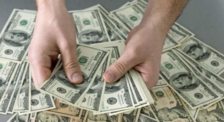 México sumó entre enero y septiembre 37,334 millones de dólares en remesas, un aumento del 24.6 % respecto al mismo periodo de 2020 luego de que en el noveno mes del año se recibieran 4,403 millones de dólares. (ESPECIAL)