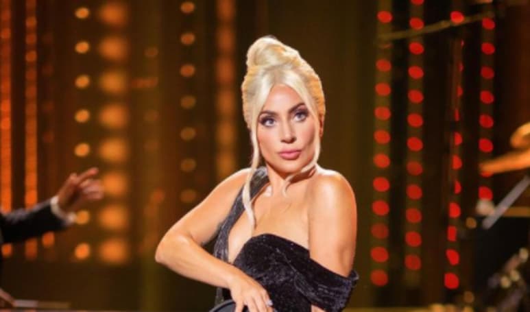 De jovencita, Stefani Joanne Angelina Germanotta enfrentó el bullying extremo, incluso sus compañeros de universidad crearon un grupo en redes sociales donde le aseguraban: 'Nunca serás famosa'. Hoy, todos la conocemos como Lady Gaga. (INSTAGRAM)