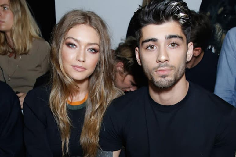 La semana pasada se dio a conocer que Zayn Malik habría agredido físicamente a Yolanda Hadid, madre de la modelo Gigi Hadid, con quien el exOne Direction tiene una relación la cual según diversas fuentes se separaron ante este hecho. Sin embargo, Zayn ha negado las acusaciones.