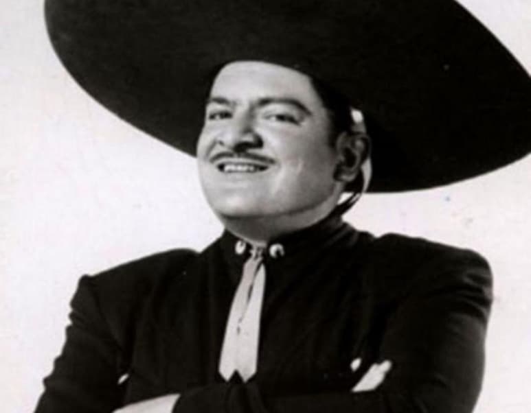 José Alfredo Jiménez obtenía su inspiración de sus propias vivencias, las cuales plasmaba en sus letras con gran sencillez y claridad. (ESPECIAL)
