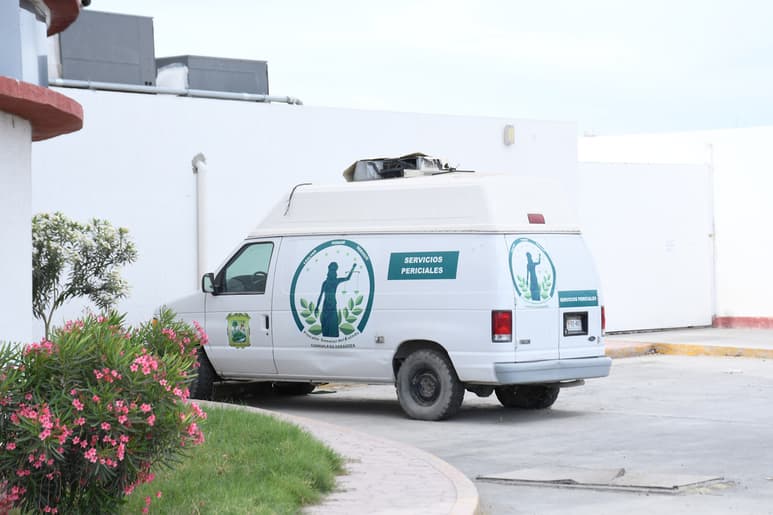 El cuerpo del hombre fue trasladado a las instalaciones del Servicio Médico Forense para la necropsia de ley. (EL SIGLO DE TORREÓN)