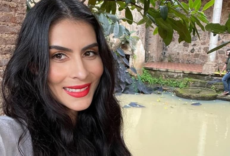 La cantante se mostró sin ropa desde Instagram (@SARGENTOLEON)