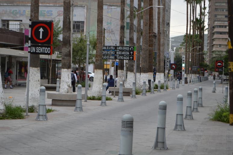 De la Garza indicó que se cerrará el año con cerca de 760 espacios abandonados o no aprovechados a lo largo de la avenida Morelos. (ARCHIVO)