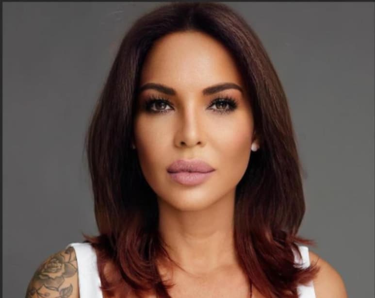 La actriz española Isabel Torres, protagonista de la serie Veneno de HBO Max, en donde dio vida al personaje principal Cristina Ortiz en su etapa más adulta, lanzó un mensaje de despedida a sus fans luego de que el cáncer de pulmón que padece desde el año 2018, ha avanzado.