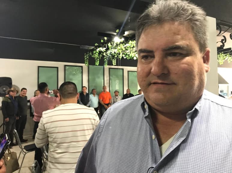No existe expediente alguno en la subsecretaría de Transporte de los 36 taxistas afiliados a la CROM que fueron víctimas de fraude por el entonces titular Raúl N, por lo que han sido víctimas de infracciones al no contar con los pagos de sus refrendos necesarios para circular, anunció el actual subdirector, Roberto Handam. (ARCHIVO)