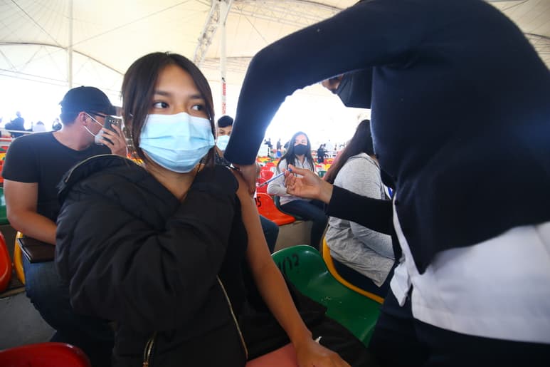 Anuncian fecha para la vacunación en su primera dosis a los adolescentes de 15 a 17 años de edad en la ciudad de Durango. (EL SIGLO DE TORREÓN)