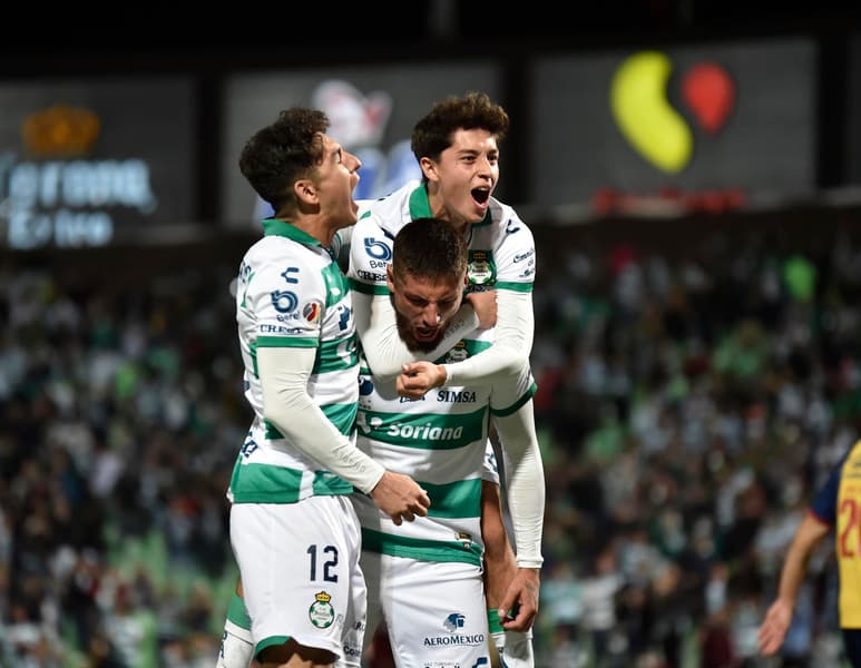 Derrotaron anoche 2-0 en el Estadio Corona al Atlético de San Luis en el partido de repechaje, por lo que avanzaron a los cuartos de final del Apertura 2021.