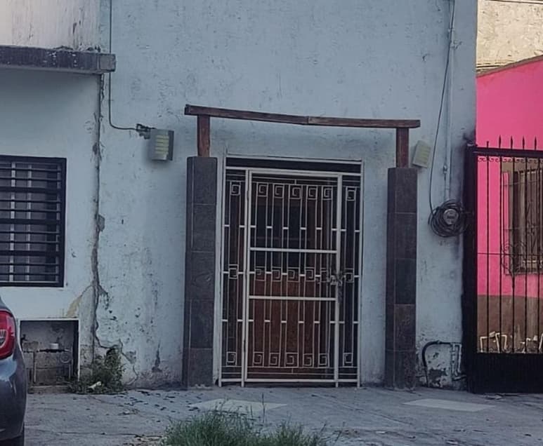 El fuego consumió una recámara, una pantalla, una bocina, ropa diversa, cobijas y otros objetos de valor. (EL SIGLO DE TORREÓN)