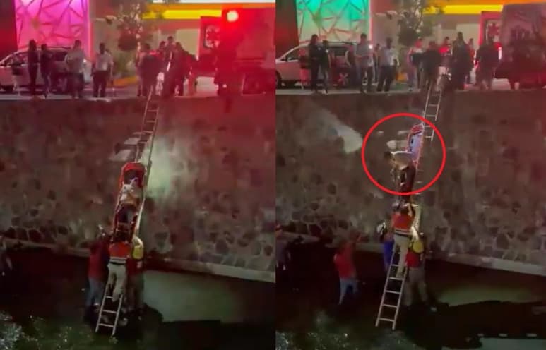 El conductor terminó colgando de la camilla en la que era subido por los rescatistas a través de la escalera metálica, en un río de Chilpancingo, Guerreo (CAPTURA)