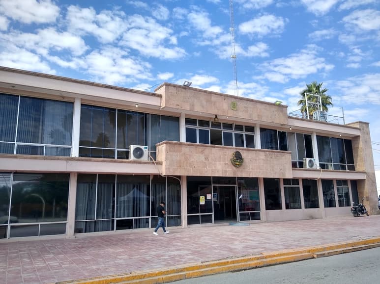 En la reunión de Cabildo se pidió que al menos hasta el 31 de diciembre se detuvieran los despidos. (EL SIGLO DE TORREÓN)