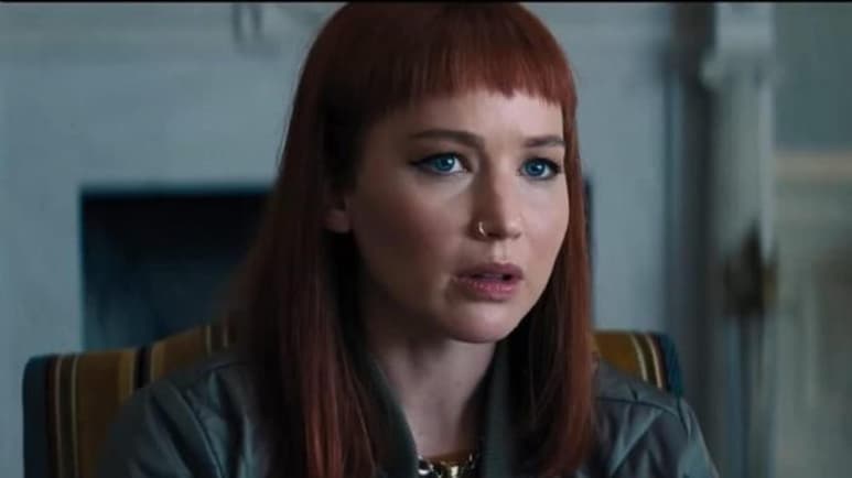 Jennifer Lawrence confesó en una rueda de prensa en Los Ángeles que se había drogado para rodar una escena de su última película, 'No mires arriba' ('Don’t Look Up'), que coprotagoniza con Leonardo DiCaprio, quien cobró 4,45 millones de euros más que ella. (ESPECIAL)