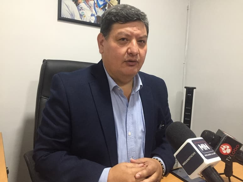 El diputado, Javier Castrellón anunció que la bancada panista dará batalla contra el decreto. (ARCHIVO)
