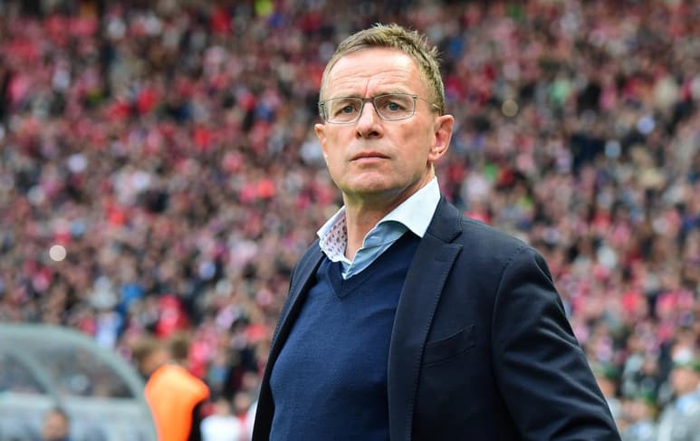 Manchester United negocia con Ralf Rangnik para que sea el técnico interino del club, informó el jueves una persona con conocimiento de la situación. (EFE)