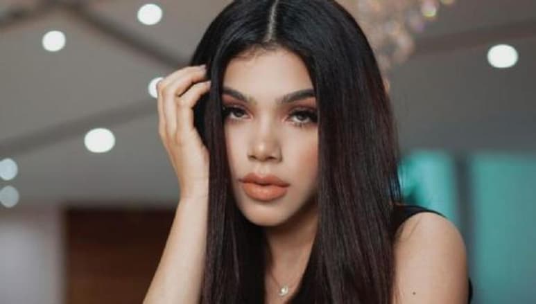 De influencer a empresaria y de empresaria a cantante, la mexicana Kenia Os no ha dejado de explorar nuevas facetas como figura pública y tras formalizar su vertiente en la música confiesa haber puesto el ojo en la actuación. (ESPECIAL)