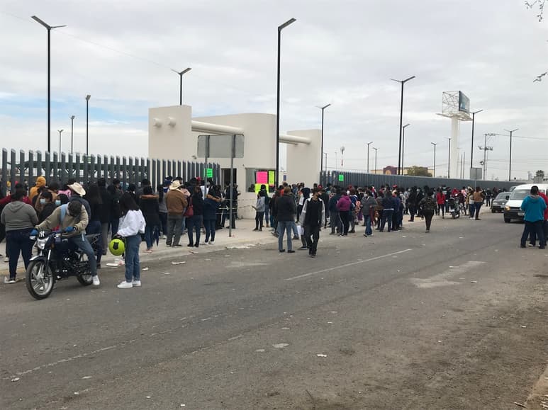 Con aproximadamente 20 mil dosis aplicadas concluyó ayer la jornada de vacunación anti-COVID para menores de 15 a 17 años. (GUADALUPE MIRANDA)