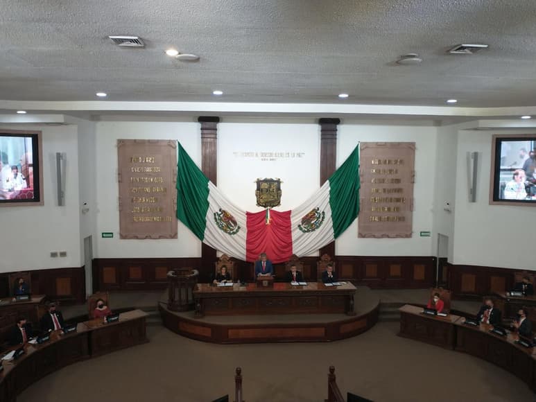 Previo a la presentación del Cuarto Informe de Gobierno, los lideres de las bancadas en el Congreso Local se pronunciaron sobre el trabajo de Miguel Riquelme.