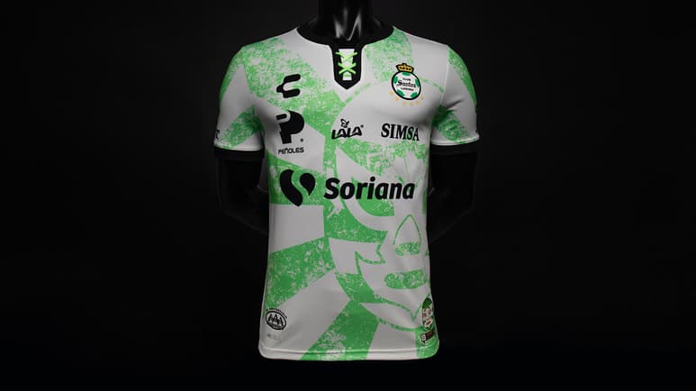 Santos Laguna tiene un nuevo jersey inspirado en la lucha libre.