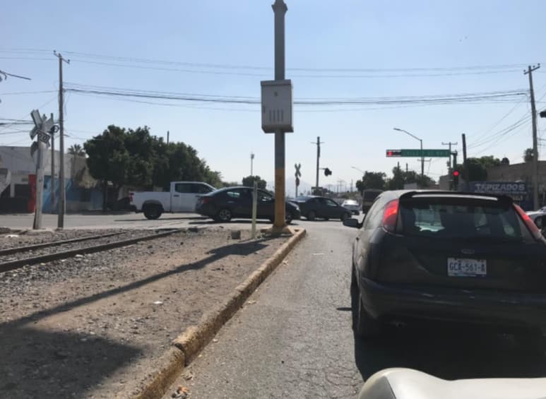 Podría ser la próxima semana que la dirección de Obras Públicas del Municipio de Gómez Palacio entregue la licencia de construcción a la Secretaría de Comunicaciones y Obras Públicas del Estado para iniciar la obra del paso inferior 5 de Mayo.