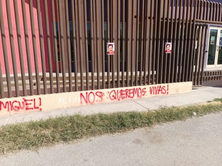 Organizaciones feministas como Violentas del Desierto han realizado manifestaciones de apoyo a la denunciante, Elvia.