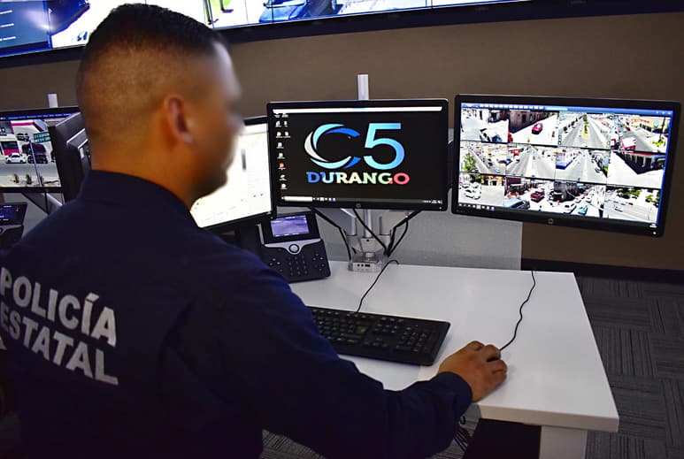 La mejora en los tiempos de respuesta, el fortalecimiento en la prevención de los delitos y la profesionalización en su personal, fueron factores determinantes para que el Centro de Coordinación, Control, Comando, Comunicación y Cómputo (C-5), de la Secretaría de Seguridad Pública del Estado de Durango obtuviera una Acreditación Internacional por parte de la Agencia CALEA.
