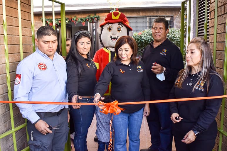 Papás y abuelos de Thadeo inauguraron orgullosos su casa hogar (EL SIGLO DE TORREÓN/ERICK SOTOMAYOR)