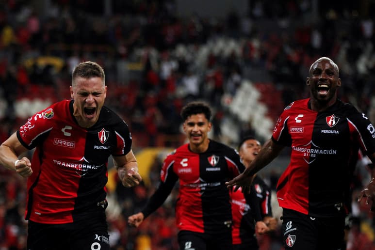 Atlas en riesgo de perder a un importante futbolista para la Final.