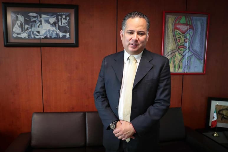 Santiago Nieto, extitular de la Unidad de Inteligencia Financiera (UIF), aseguró que está limpio de cualquier caso de corrupción y que no tiene pleito con Alejandro Gertz Manero, titular de la Fiscalía General de la República (FGR). (ARCHIVO)