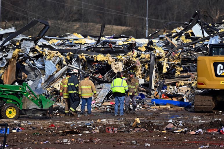 Además de Kentucky, los estados de Arkansas, Illinois, Missouri, Misisipi y Tennessee fueron golpeados por alrededor de 30 tornados que dejaron a su paso una estela de devastación. (AP)