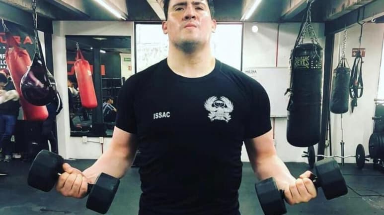 Reconocido por ser poseedor de un raudo y potente estilo de boxeo, el peso Completo capitalino Isaac “Drago” Muñoz se apresta para entrar en acción el próximo sábado en el estadio de futbol José María “Capi” Correa de San Miguel de Allende, Guanajuato, dentro del cartel denominado “Fight Night”.