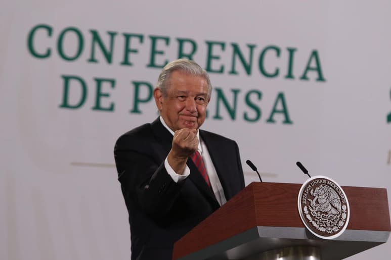 El titular del Ejecutivo dijo que hace falta limpiar el Poder Judicial y también el Poder Ejecutivo, porque la corrupción estaba muy arraigada. (EL UNIVERSAL)