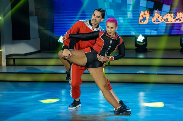 Ganadores. Josh Gutiérrez y Romina Marcos ganaron la segunda temporada de Las estrellas bailan en Hoy.