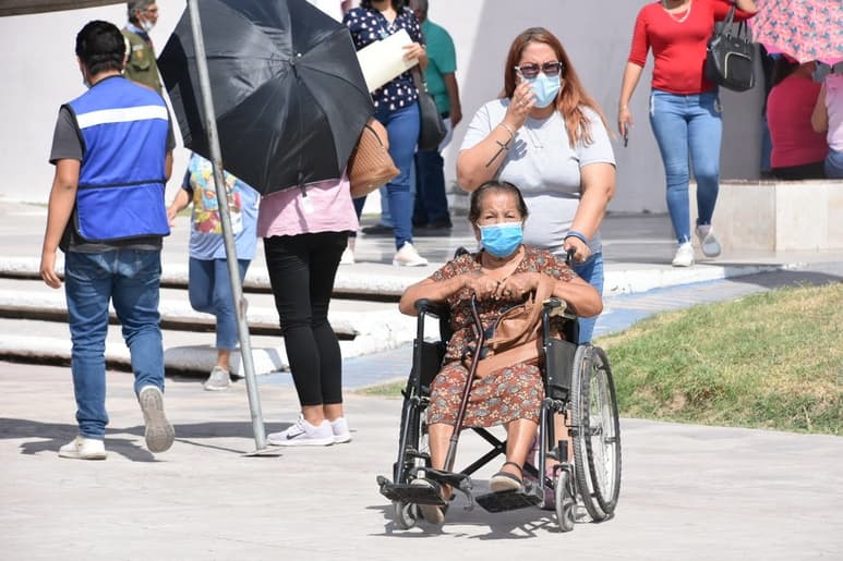 En la actualidad se repotan 76 pacientes internados en los diferentes hospitales del sector Salud y privados. (EL SIGLO DE TORREÓN)