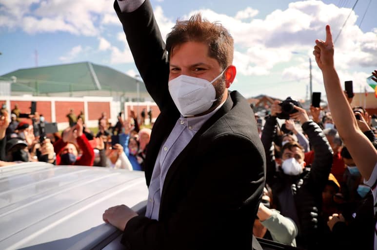 Gabriel Boric ganó este domingo la presidencia de Chile al obtener más del 55.18 % de los votos con el 68.7 % de las mesas escrutadas. (EFE) 
 