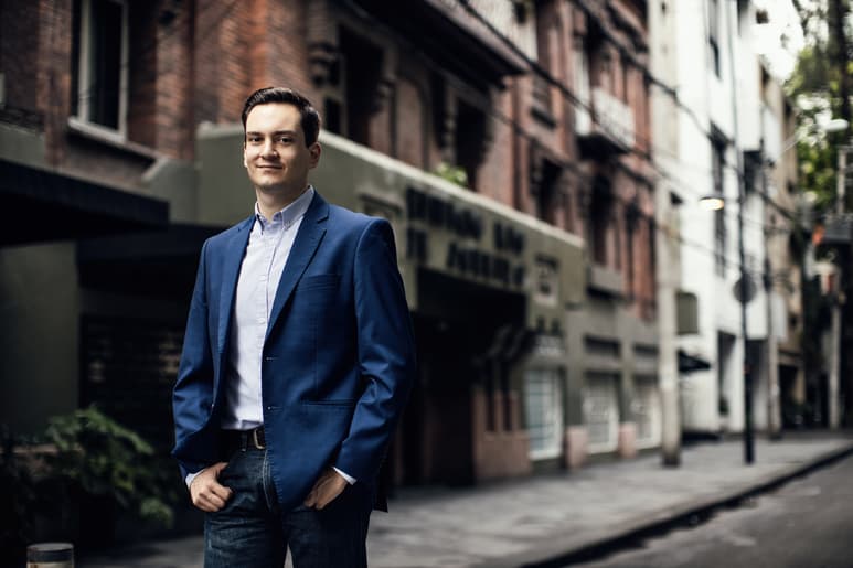 (CORTESÍA) Maestro. A su joven edad, el guanajuatense Iván López Reynoso ha consolidado una gran carrera como director de orquesta.
