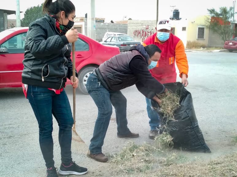 Llevan a cabo 'La talacha es de todos' al bulevar Independencia en San Pedro