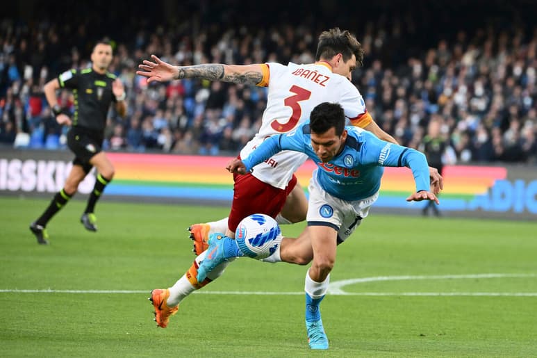 Napoli de Hirving Lozano se ahoga y empata ante Roma