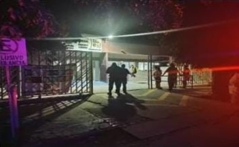 Distintas corporaciones de seguridad acudieron al lugar para atender el reporte.