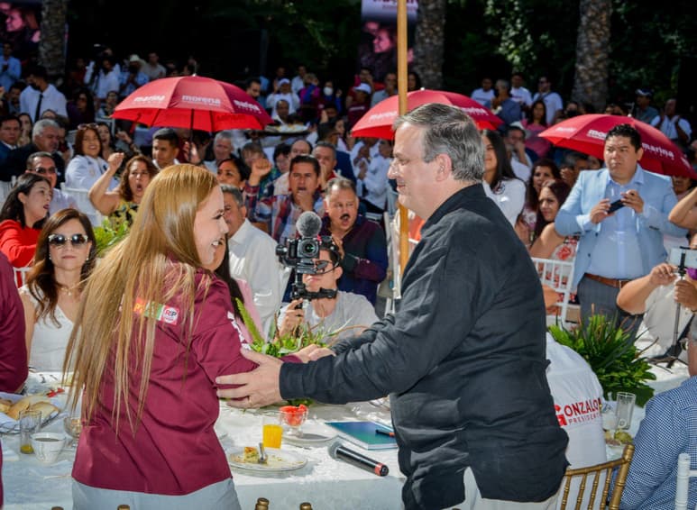 Marcelo Ebrard asegura que a Durango 'le irá muy bien' con Marina Vitela