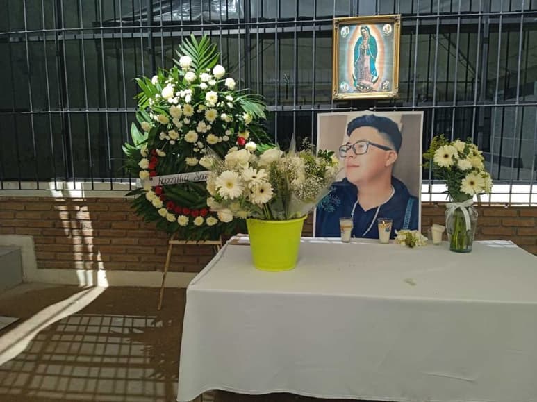 Compañeros de trabajo se unen para reunir fondos para apoyar a los padres de Ángel David. (EL SIGLO DE TORREÓN)