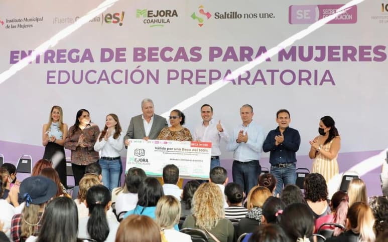 (ISABEL AMPUDIA)