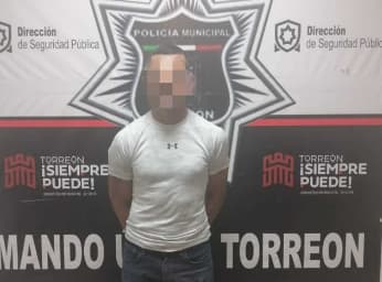 Los policías lograron asegurar un arma y varios cartuchos; las investigaciones continúan. (EL SIGLO DE TORREÓN)