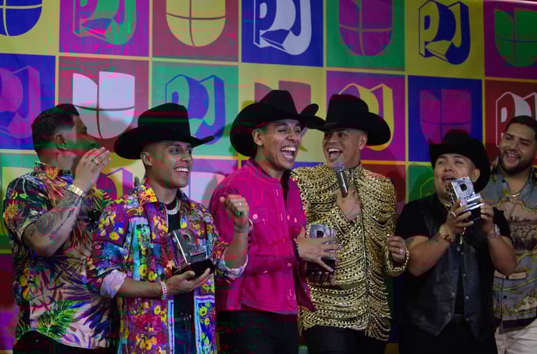 Esta es la millonaria cantidad que te costará tener a Grupo Firme tocando en tu boda