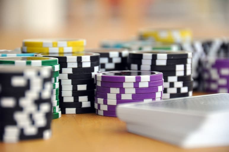 El póker en su forma moderna es el juego de cartas más popular a nivel internacional.