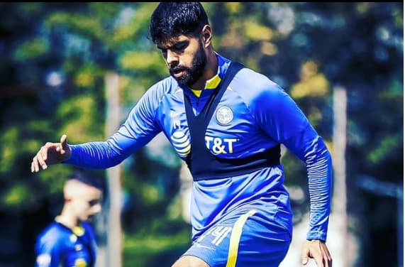 Es un gol, no tenemos que volvernos locos: dice Néstor Araujo