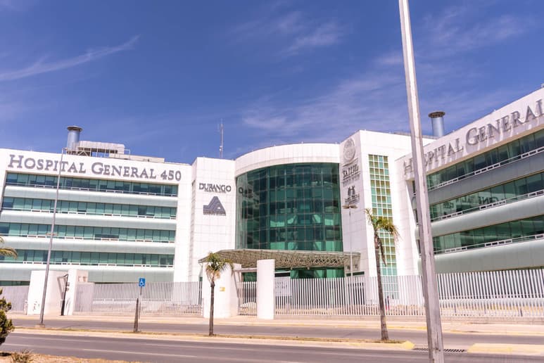 La Cofepris visitó Durango para iniciar una investigación en torno a los casos de meningitis aséptica en hospitales particulares. (EL SIGLO DE TORREÓN)